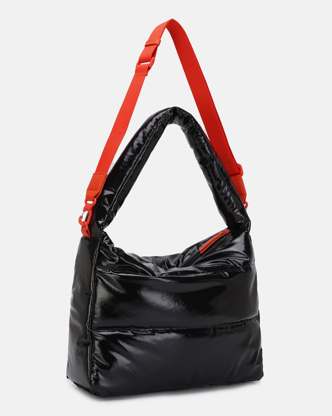 UNIO Hamburg Taschen HOBO LACQUER